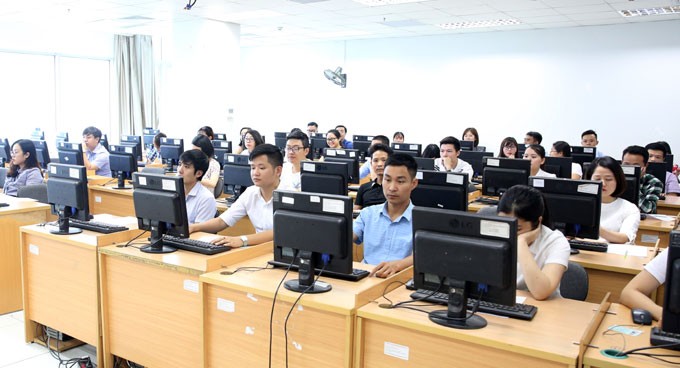 Hà Nội thông báo tuyển dụng 215 công chức làm việc tại các Sở, UBND quận, huyện, thị xã