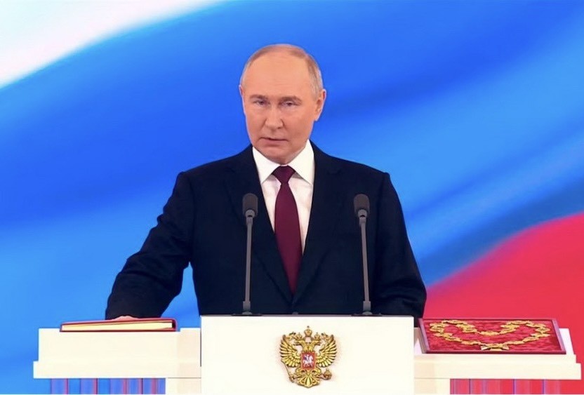 Tổng thống Vladimir Putin tuyên thệ nhậm chức nhiệm kỳ 5