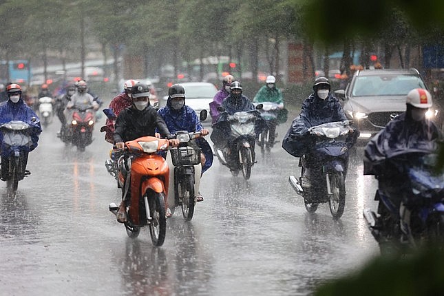 Dự báo thời tiết ngày 9/6: Hà Nội có nơi mưa to, rải rác có dông