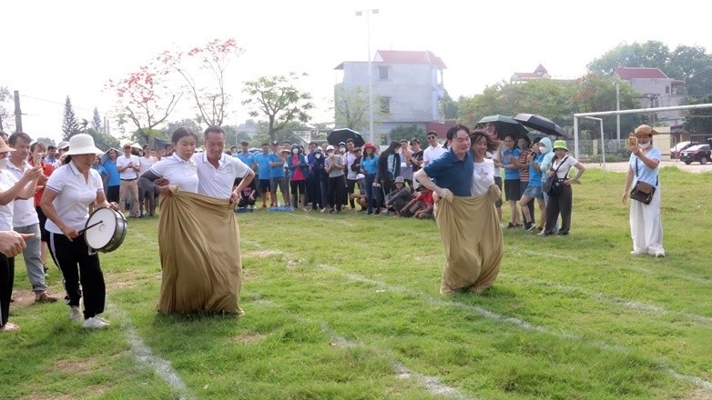 Sôi nổi Hội khỏe công nhân, viên chức, lao động khối Công đoàn Cụm miền Bùi và Cụm miền 6