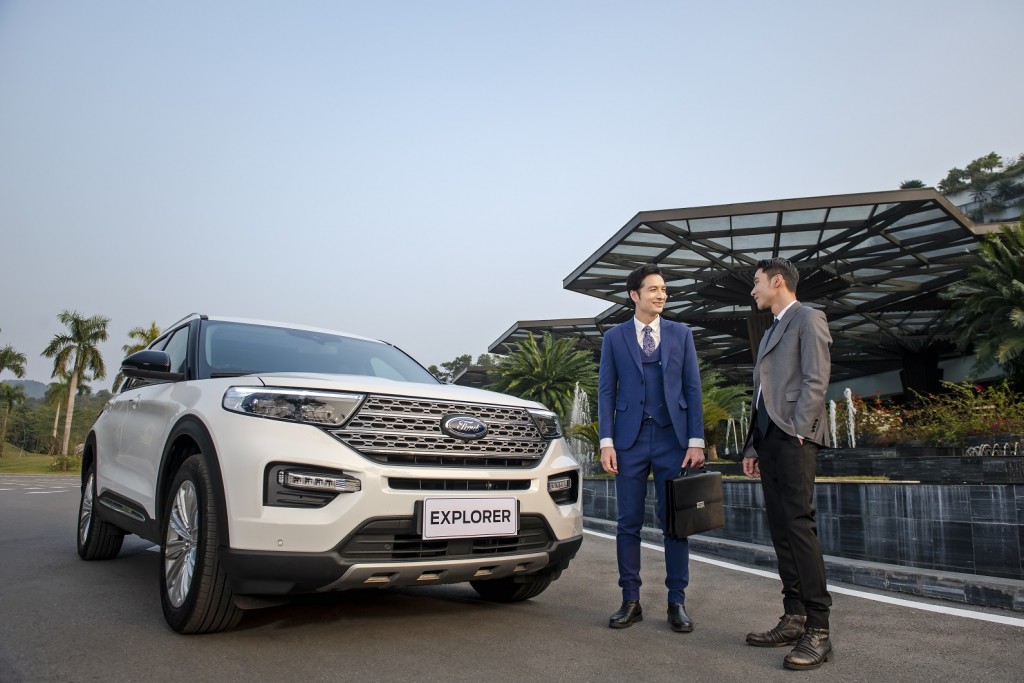 Ford Việt Nam tiết lộ mức giá bán mới cho dòng Explorer là 2.099.000.000 đồng (đã bao gồm VAT) từ tháng 5/2024
