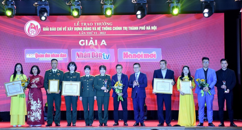 Hà Nội tổ chức Giải Báo chí xây dựng Đảng lần thứ VII