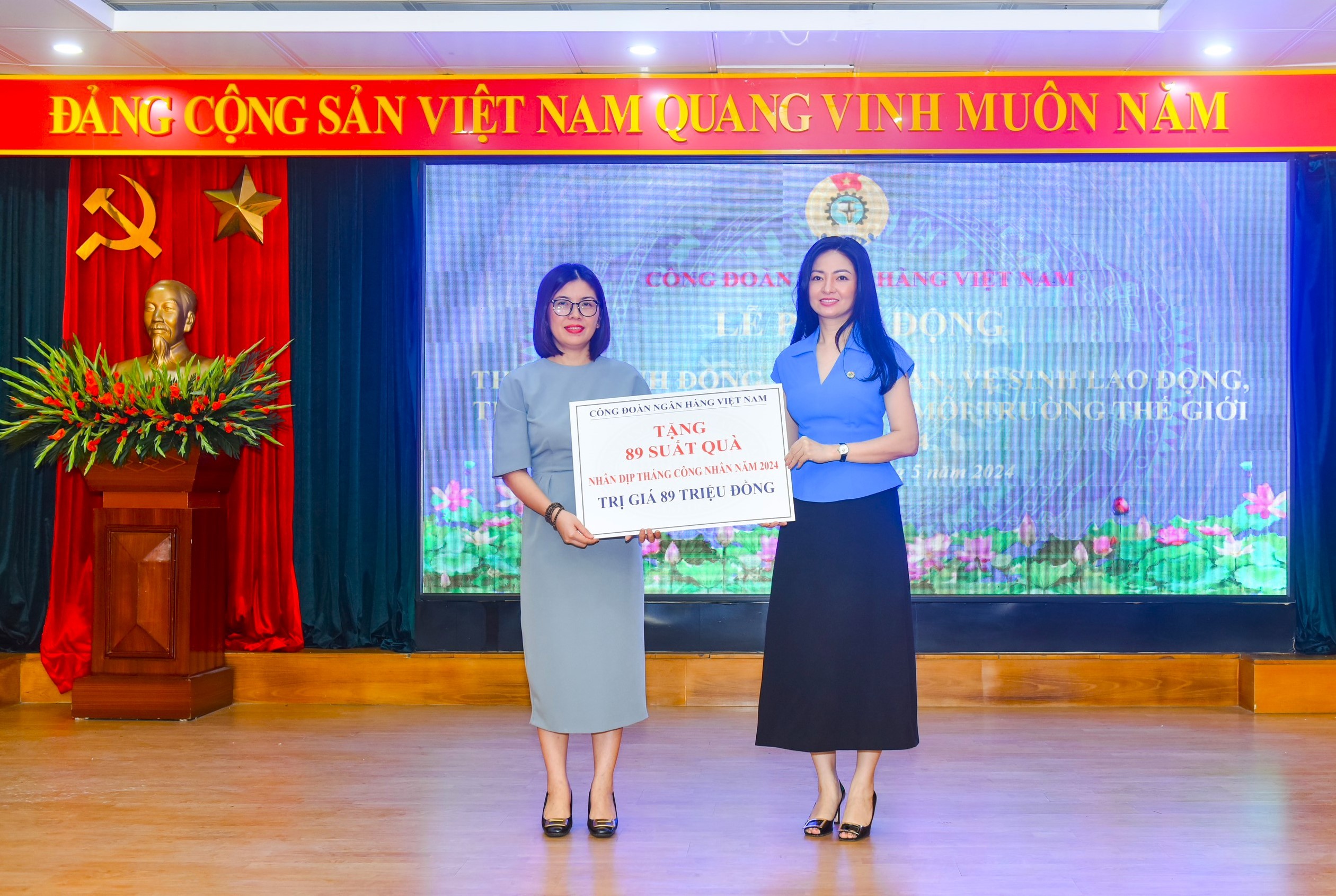 Công đoàn Ngân hàng Việt Nam phát động Tháng Công nhân và Ngày Môi trường thế giới