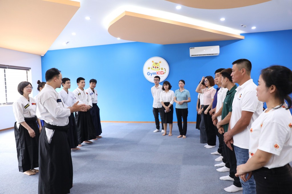 Khai mạc 3 lớp hạt nhân văn hóa cơ sở cho cán bộ, đoàn viên Công đoàn quận Long Biên