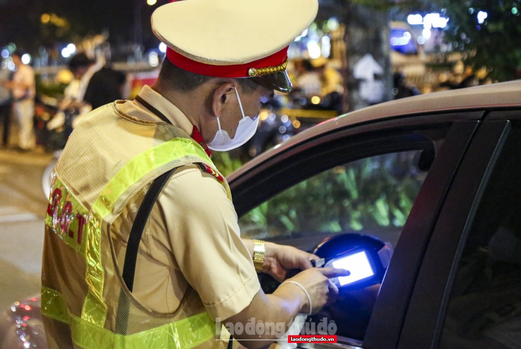 Hà Nội: Liên quân Cảnh sát giao thông xử lý triệt để vi phạm về nồng độ cồn