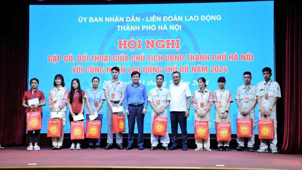 LĐLĐ thành phố Hà Nội chi 2,9 tỷ đồng chăm lo cho đoàn viên, người lao động trong Tháng Công nhân năm 2024