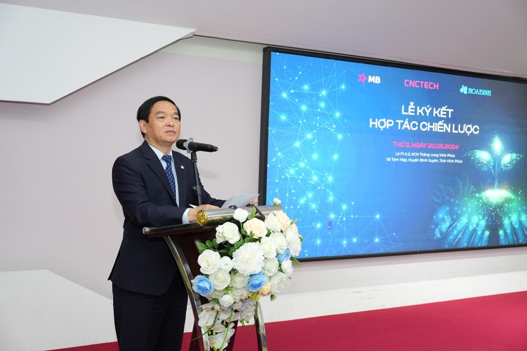 Ông Lê Viết Hải - Chủ tịch Tập đoàn Xây dựng Hòa Bình phát biểu tại sự kiện
