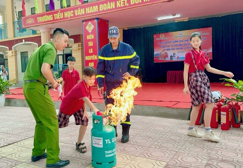 Hà Nội: Nhiều địa phương tăng cường tập huấn về phòng cháy chữa cháy