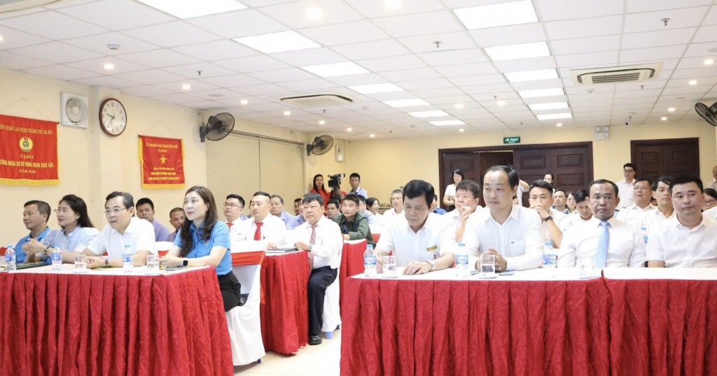 LĐLĐ quận Hoàn Kiếm: Ra mắt công đoàn Công ty cổ phần chuyển phát nhanh Đức Minh
