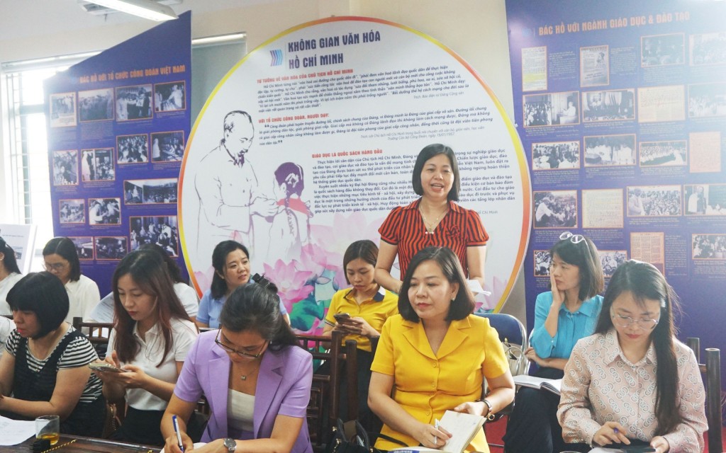 LĐLĐ quận Long Biên tổ chức đánh giá thi đua hoạt động công đoàn khối trường học