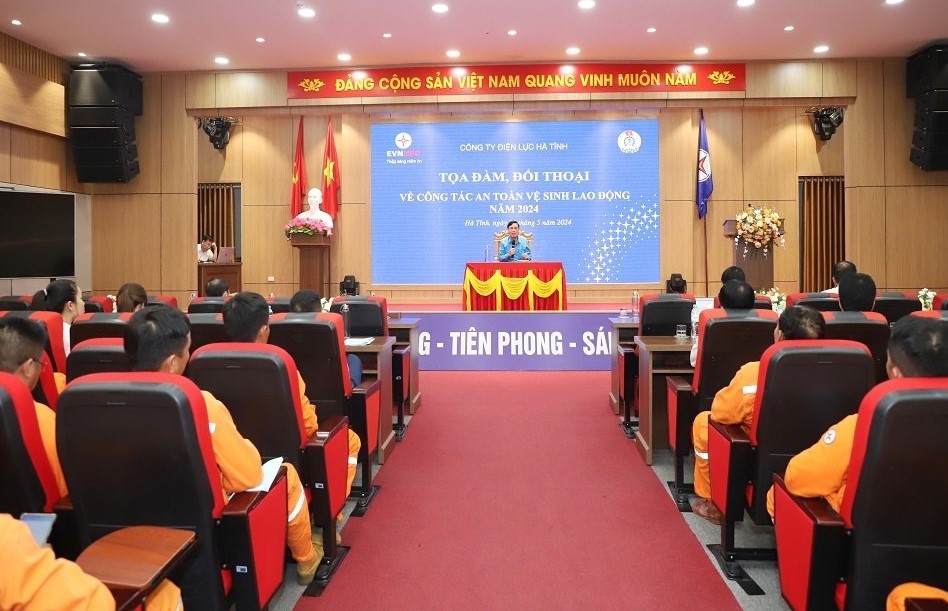 PC Hà Tĩnh tổ chức nhiều hoạt động hưởng ứng Tháng hành động về ATVSLĐ