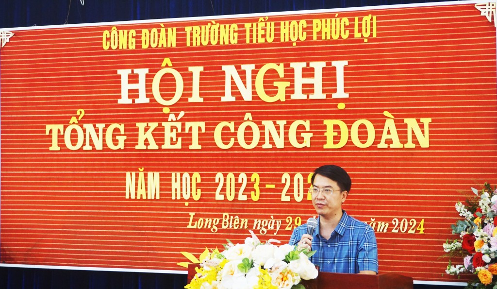 Ấm áp phút giây đoàn viên Trường Tiểu học Phúc Lợi chung vui bên “Bữa cơm Công đoàn”