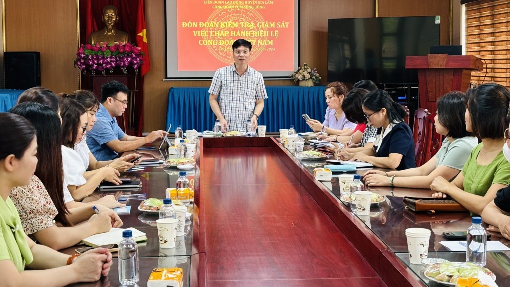 Công đoàn cơ sở khối Giáo dục huyện Gia Lâm thực hiện tốt Điều lệ Công đoàn Việt Nam