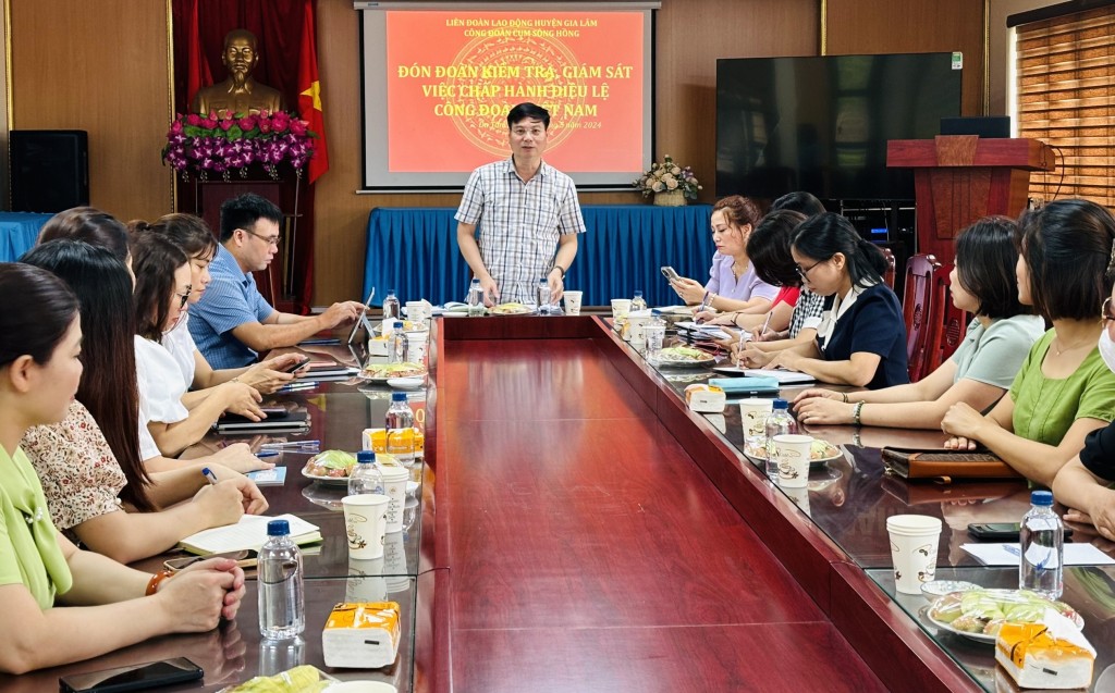 Công đoàn cơ sở khối Giáo dục huyện Gia Lâm thực hiện tốt Điều lệ Công đoàn Việt Nam