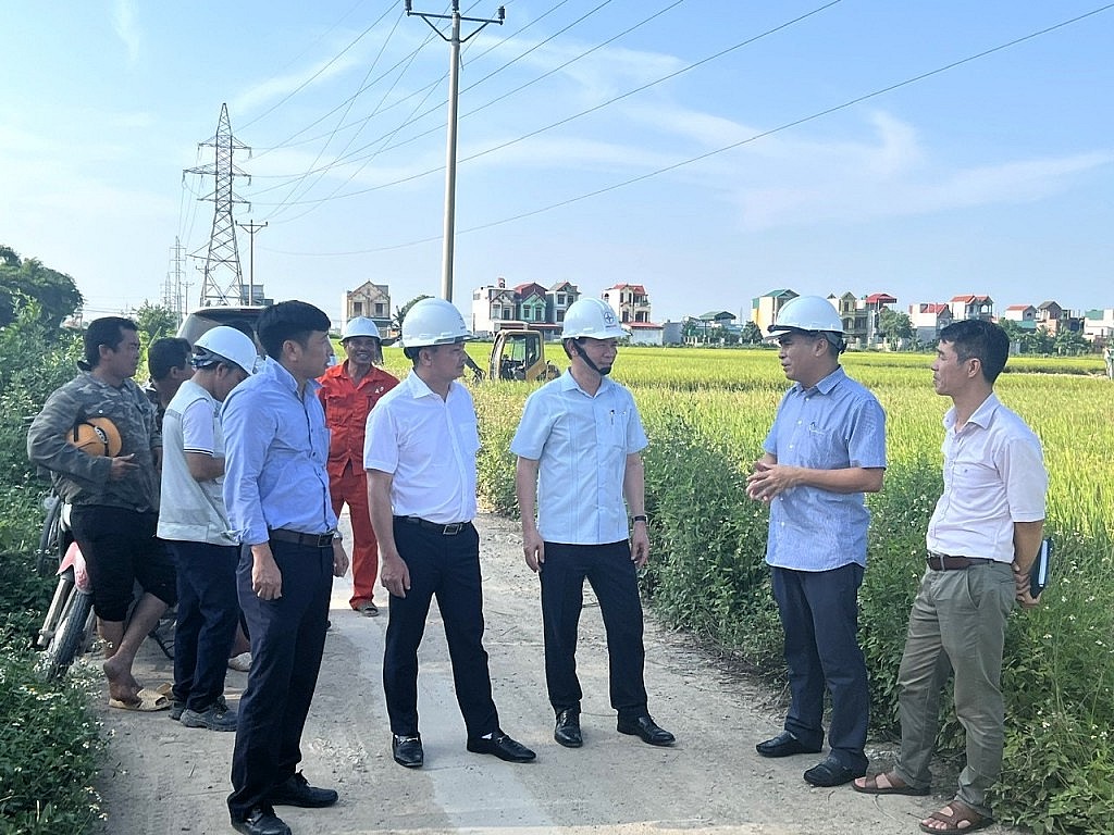 EVNHANOI chi viện 200 kỹ sư, công nhân lao động cho Dự án 500kV mạch 3