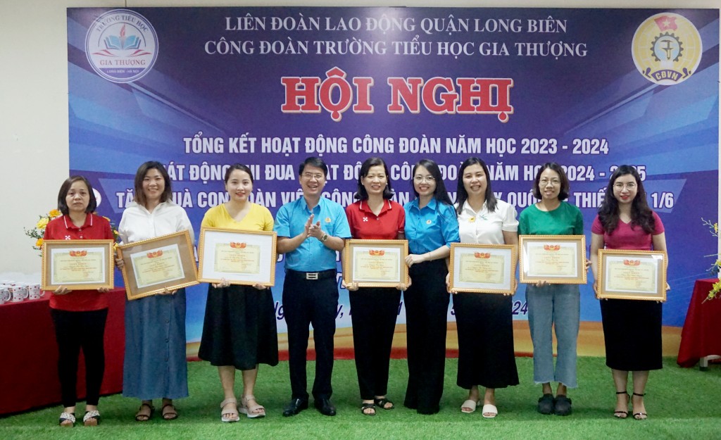 Sôi nổi Hội thi nấu ăn “Bữa cơm Công đoàn” trong đoàn viên Trường Tiểu học Gia Thượng