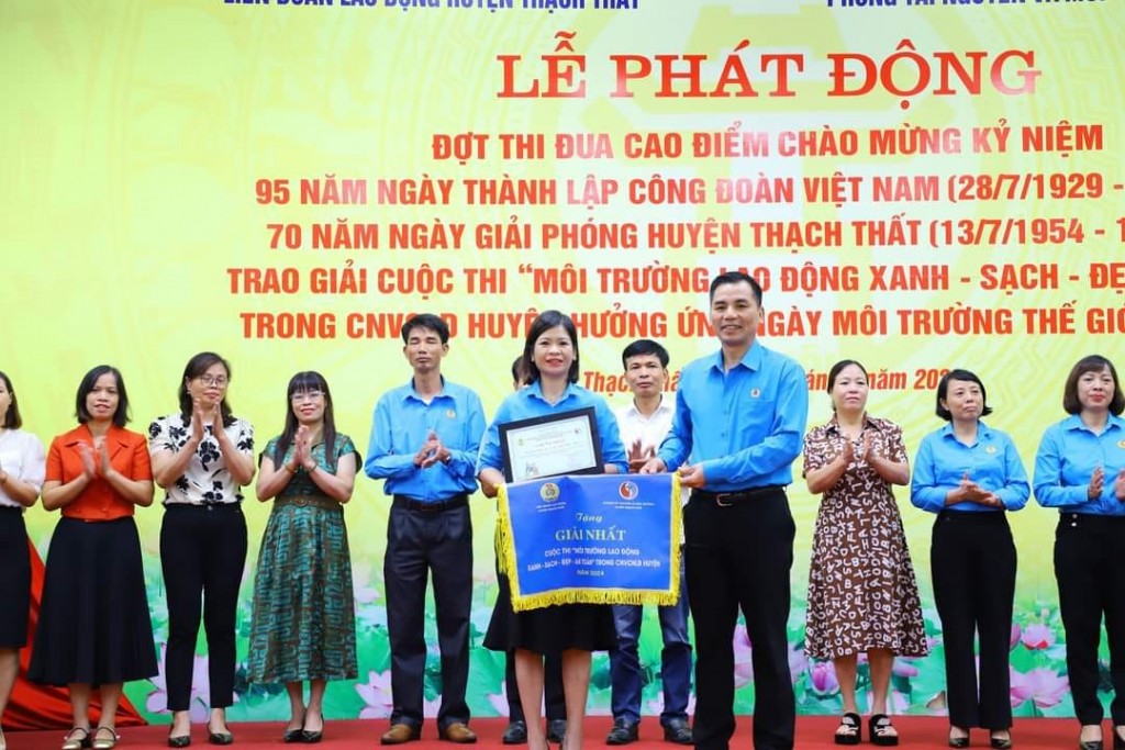 Huyện Thạch Thất phát động thi đua cao điểm chào mừng 95 năm Ngày thành lập Công đoàn Việt Nam