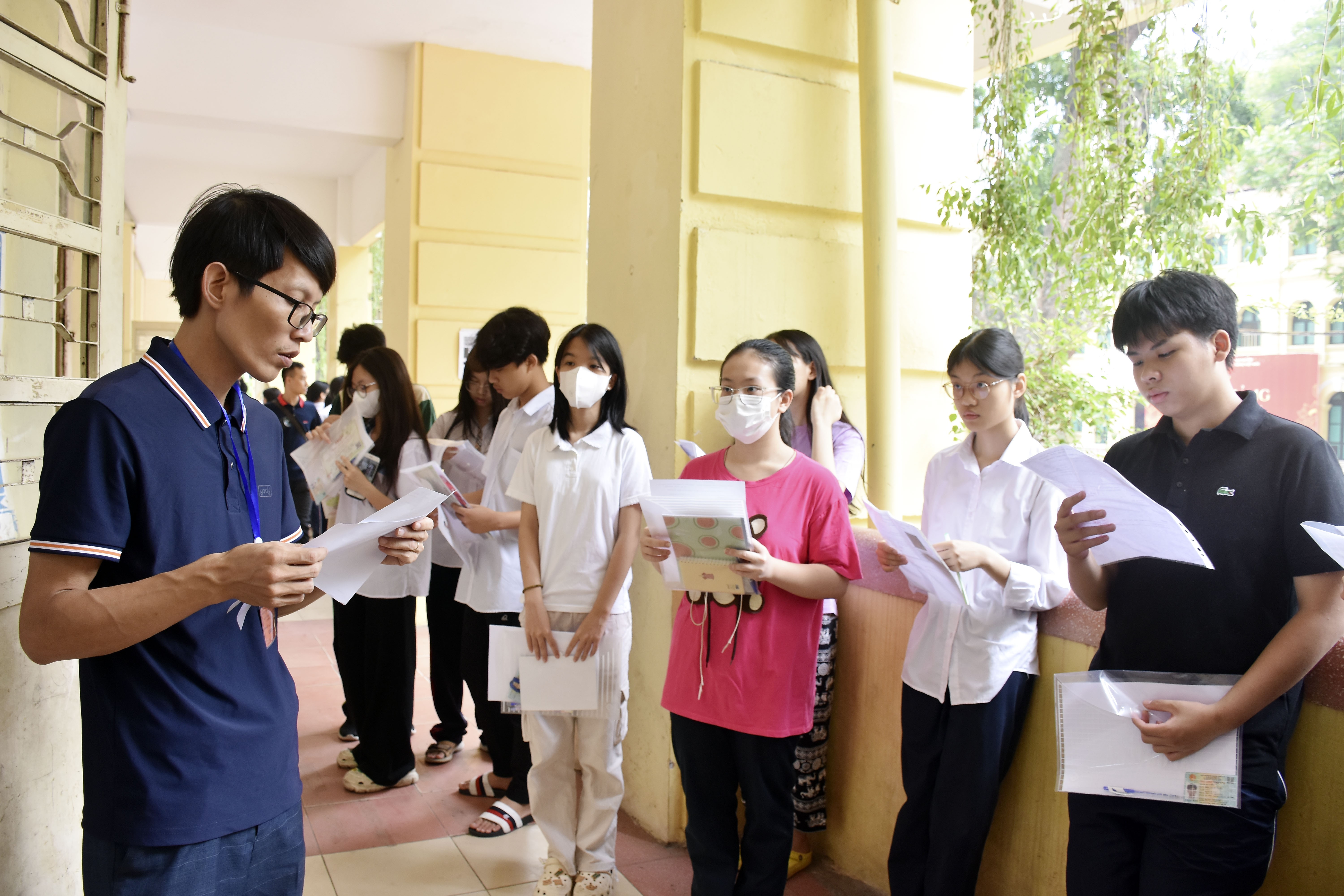 Hơn 106.000 thí sinh Hà Nội làm thủ tục dự thi tuyển sinh vào lớp 10 công lập