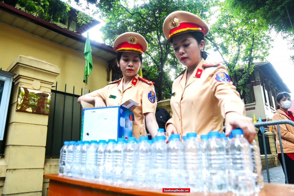 Công an thành phố Hà Nội đồng hành cùng thí sinh thi vào lớp 10 Trung học phổ thông