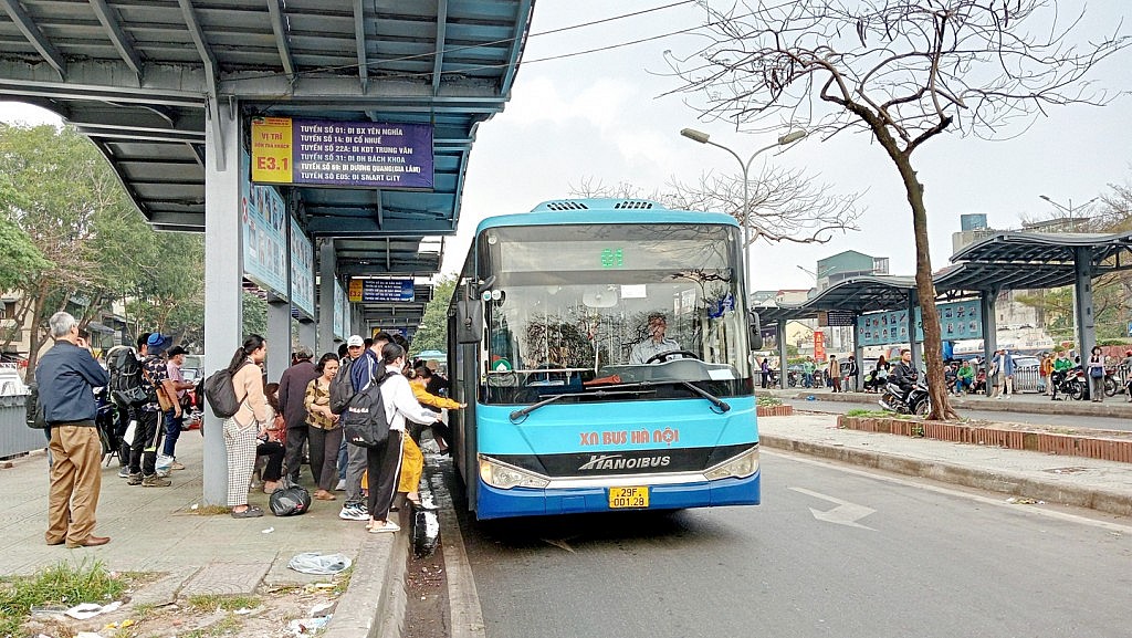 Để xe buýt Thủ đô ngày càng thuận tiện