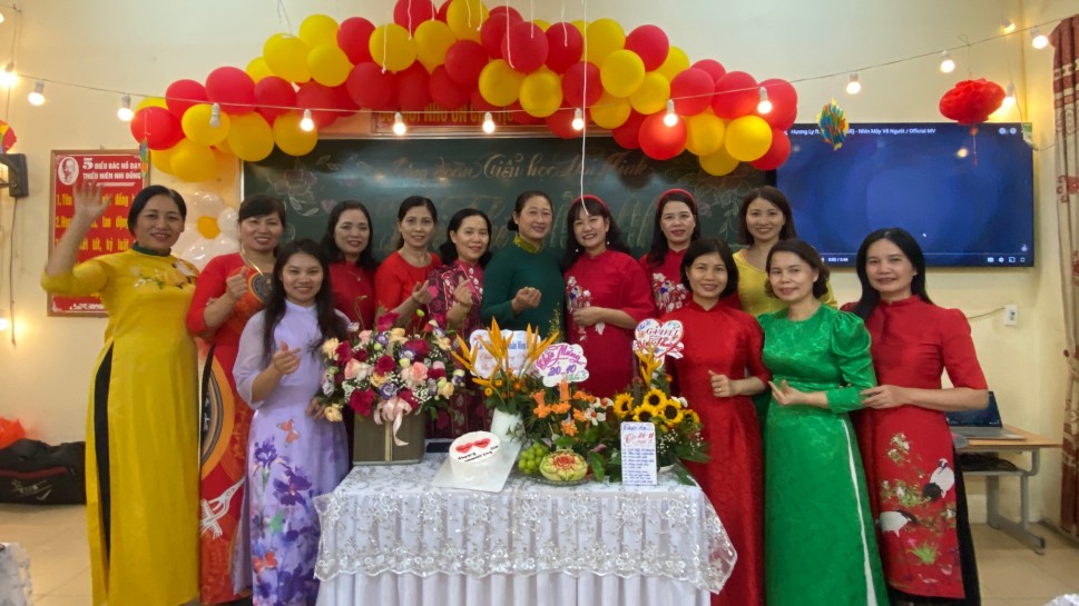 Công đoàn Trường Tiểu học thị trấn Phú Minh: Luôn đổi mới nội dung, phương thức hoạt động