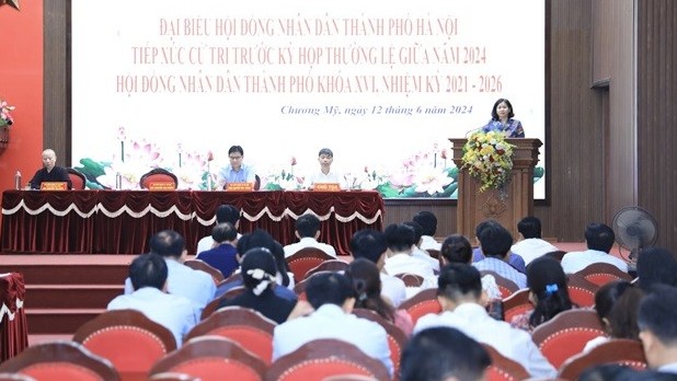 Phó Bí thư Thường trực Thành ủy Nguyễn Thị Tuyến tiếp xúc cử tri huyện Chương Mỹ