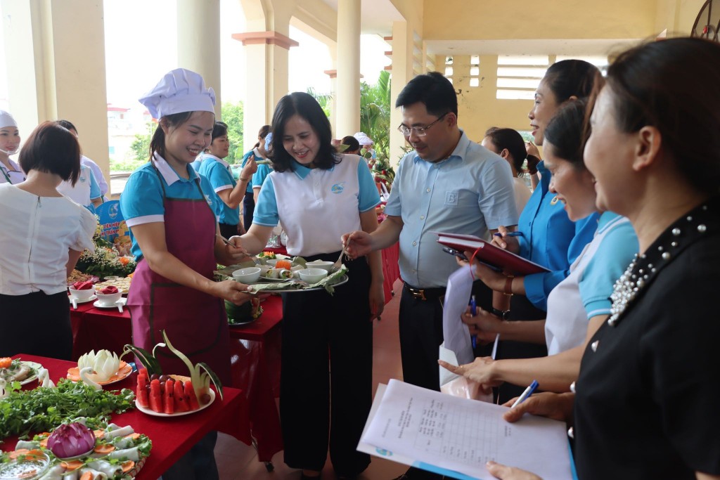 Sôi nổi hội thi “Ẩm thực quê hương” huyện Phú Xuyên