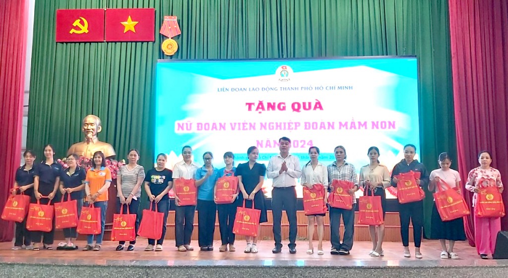 Liên đoàn Lao động Thành phố Hồ Chí Minh: Nỗ lực xây dựng quan hệ lao động hài hòa
