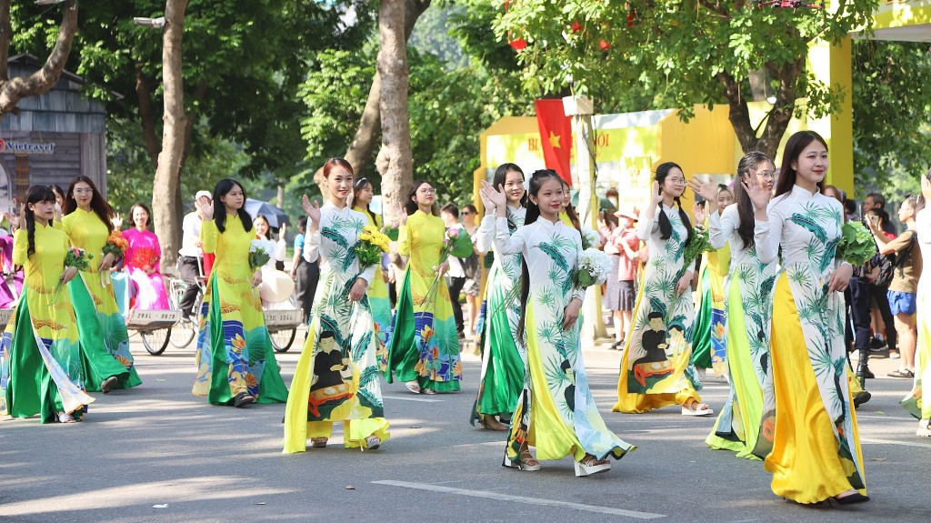 Lan tỏa gương điển hình tiên tiến, người tốt, việc tốt ngành Văn hóa và Thể thao Thủ đô