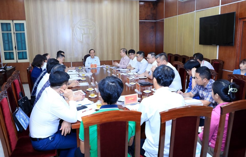 Chủ tịch HĐND Thành phố Nguyễn Ngọc Tuấn tiếp công dân theo vụ việc