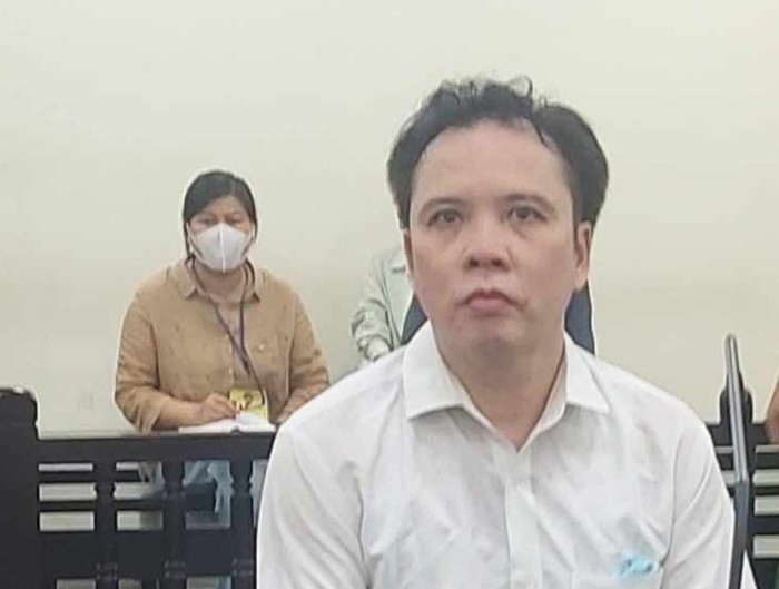 Bị cáo Nguyễn Sỹ Tá tại phiên tòa ngày 21/6 - Ảnh: N.A