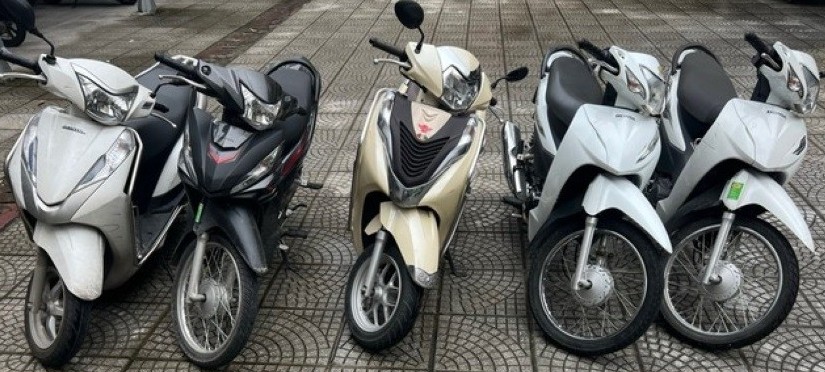 Tạm giữ hình sự 3 đối tượng liên quan gần 20 vụ trộm cắp xe máy tại Hà Nội