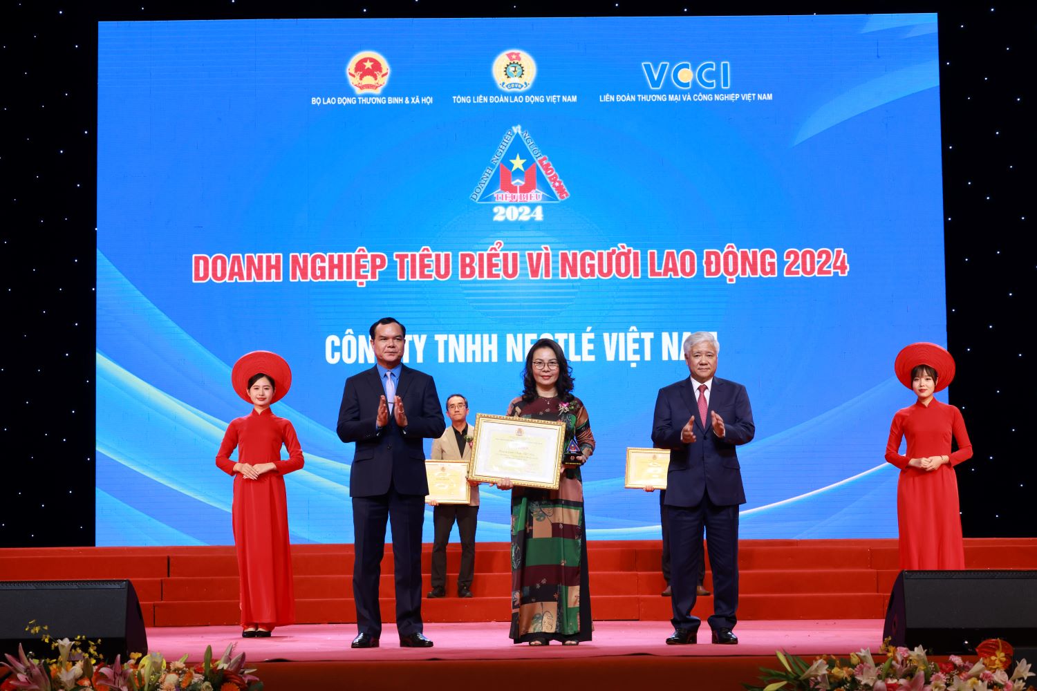 Nestlé Việt Nam được vinh danh Doanh nghiệp vì người lao động năm thứ 5 liên tiếp- Ảnh 1.