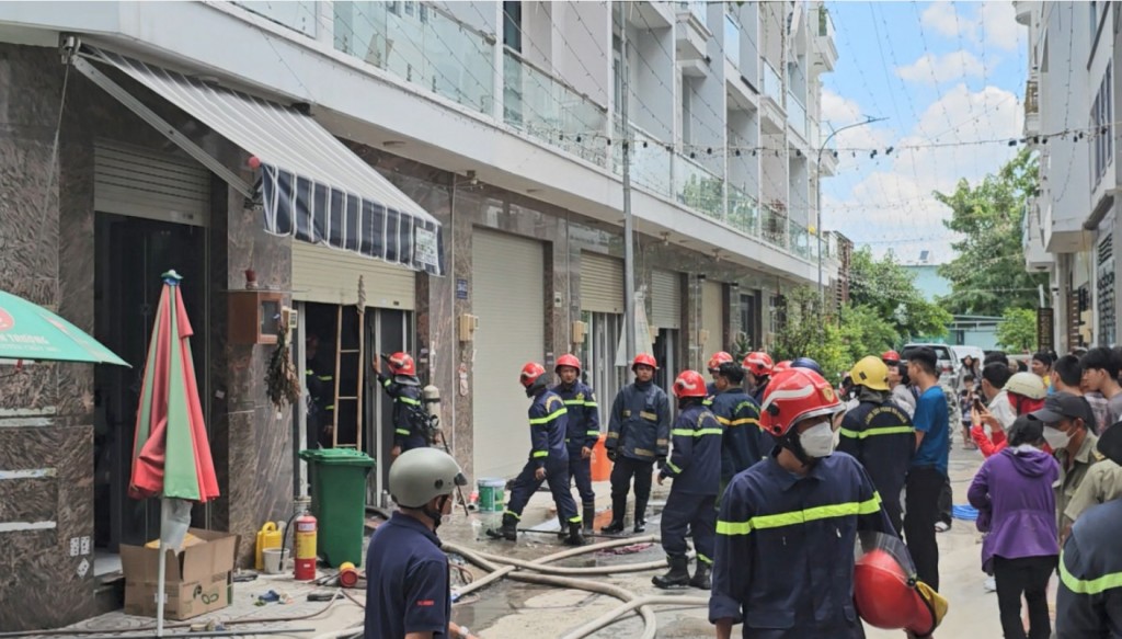 TP.HCM: May mắn không có thương vong trong vụ cháy ở quận Bình Tân