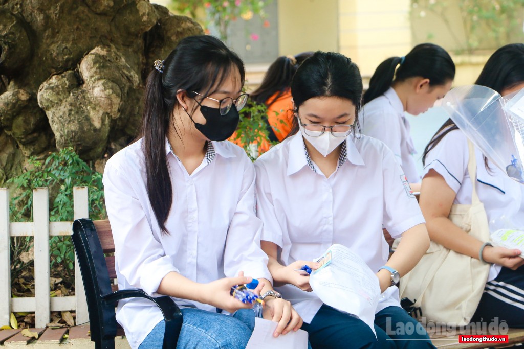 Điểm chuẩn trúng tuyển vào lớp 10 công lập năm học 2024 - 2025 tại Hà Nội