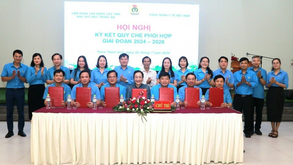 Công đoàn Y tế Việt Nam ký quy chế phối hợp với 6 LĐLĐ tỉnh khu vực Bắc Trung Bộ