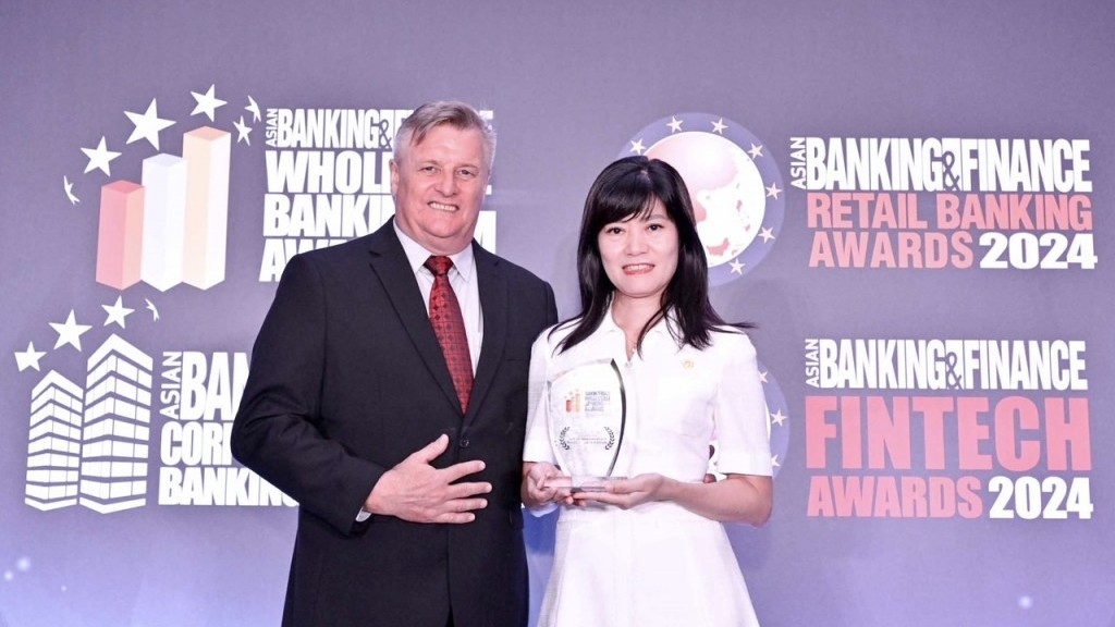 BIDV lần thứ 7 được vinh danh “Ngân hàng SME tốt nhất Việt Nam”