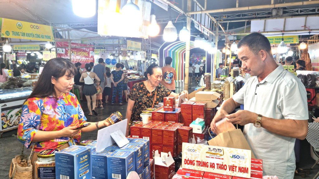 Hà Nội: Quảng bá sản phẩm OCOP các tỉnh Đồng bằng sông Hồng