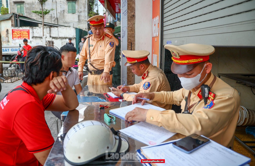 Hà Nội có 10 Tổ công tác đặc biệt tuần tra, xử lý vi phạm giao thông