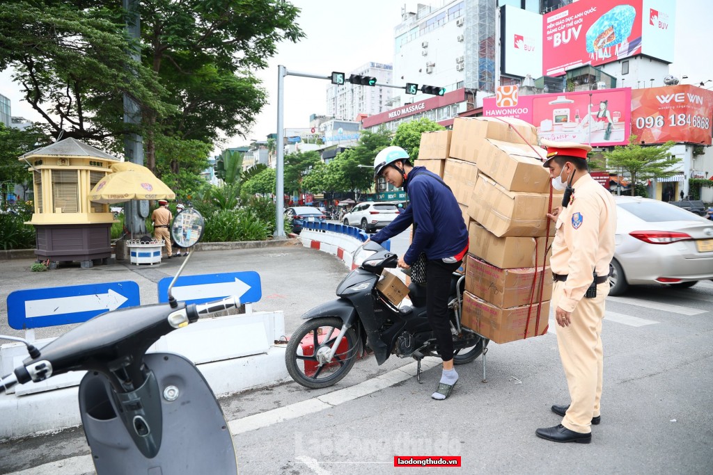 Hà Nội có 10 Tổ công tác đặc biệt tuần tra, xử lý vi phạm giao thông