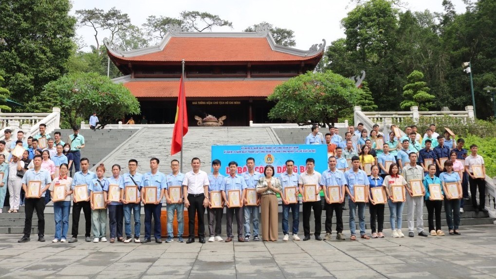 Công đoàn các KCN&CX Hà Nội: Thực hiện hiệu quả công tác đại diện chăm lo đoàn viên, người lao động
