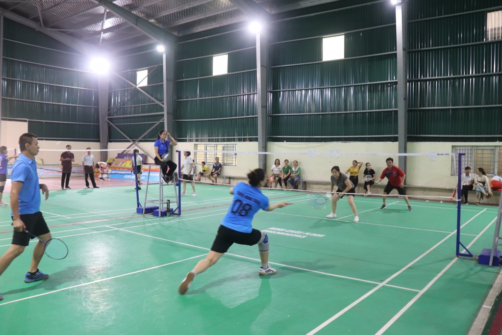 6 Cụm Công đoàn huyện Phú Xuyên tổ chức Giải Cầu lông cán bộ Công đoàn
