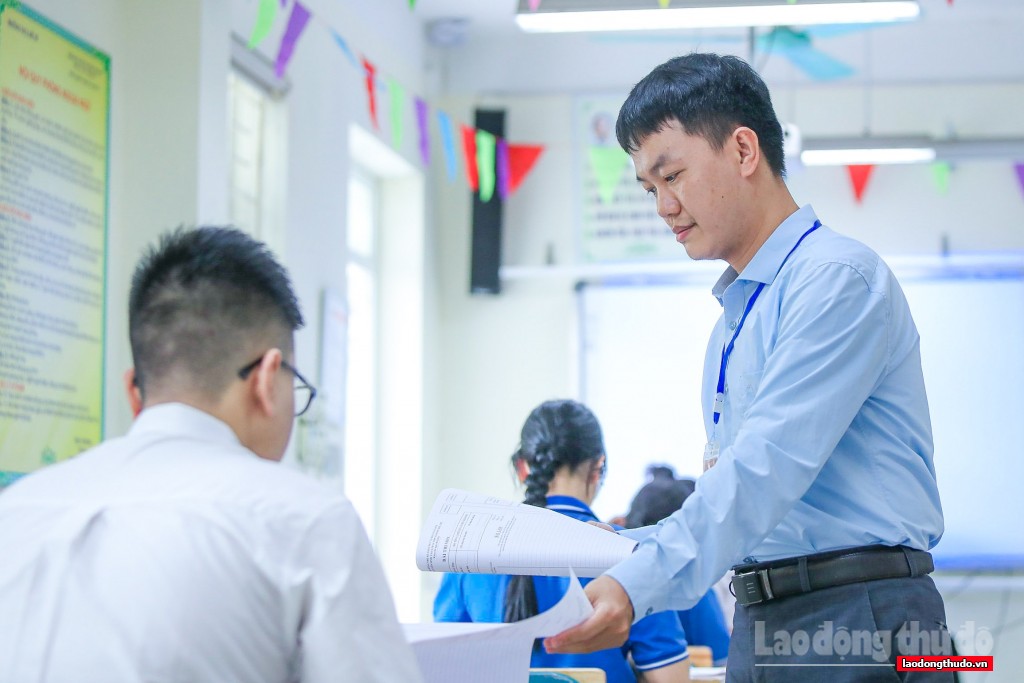 Từ hôm nay (12/7), Hà Nội tiếp nhận hồ sơ học sinh trúng tuyển vào lớp 10