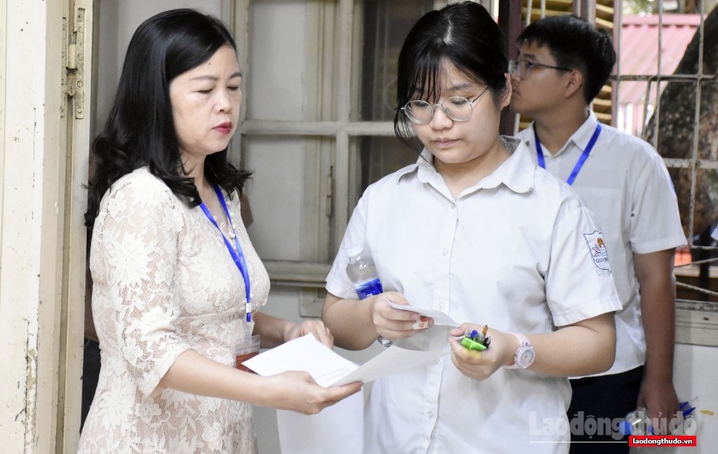 Hà Nội công bố điểm chuẩn trúng tuyển bổ sung vào lớp 10 công lập năm học 2024 - 2025