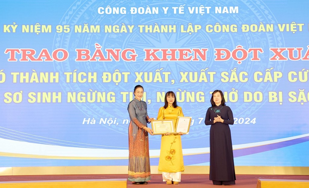 Tôn vinh 135 điều dưỡng tiêu biểu trong công tác chống dịch giai đoạn 2020 - 2023