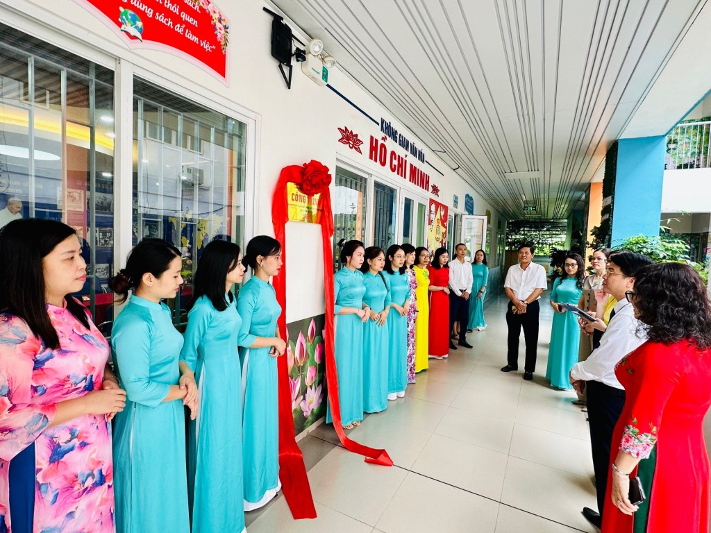 Đoàn viên Công đoàn quận Long Biên có thêm 1 mô hình “Không gian văn hóa Hồ Chí Minh”