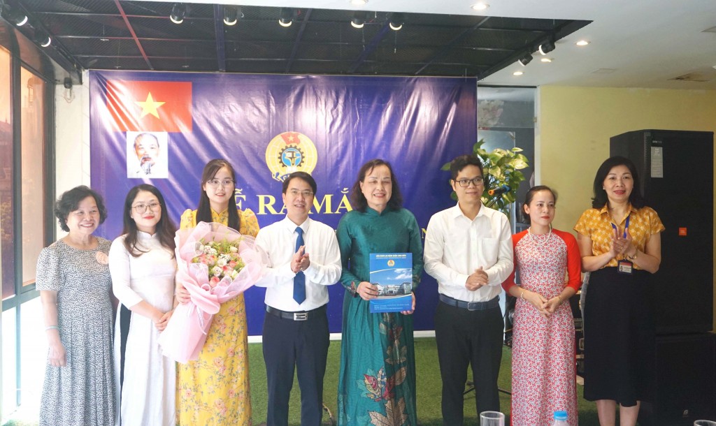 Quận Long Biên: Thành lập Công đoàn Công ty cổ phần Giong Việt Nam với 58 đoàn viên