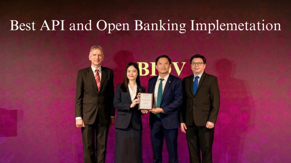 BIDV nhận 2 giải thưởng quốc tế uy tín dành cho sản phẩm dịch vụ doanh nghiệp