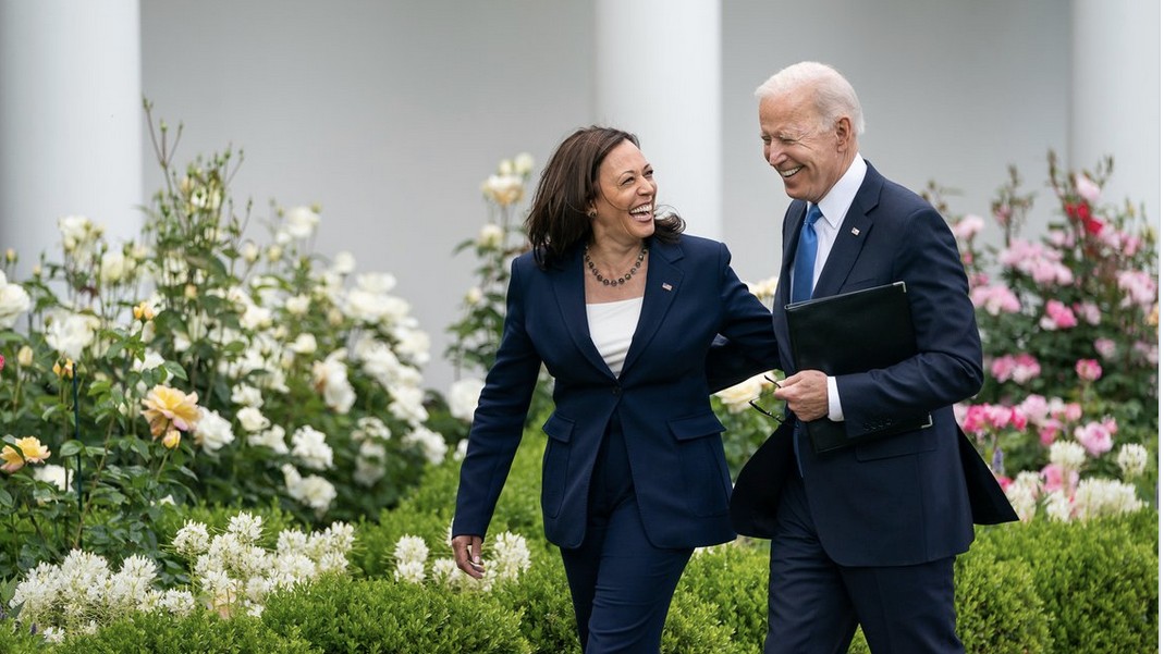 Tổng thống Mỹ Joe Biden từ bỏ cuộc đua với đối thủ Donald Trump