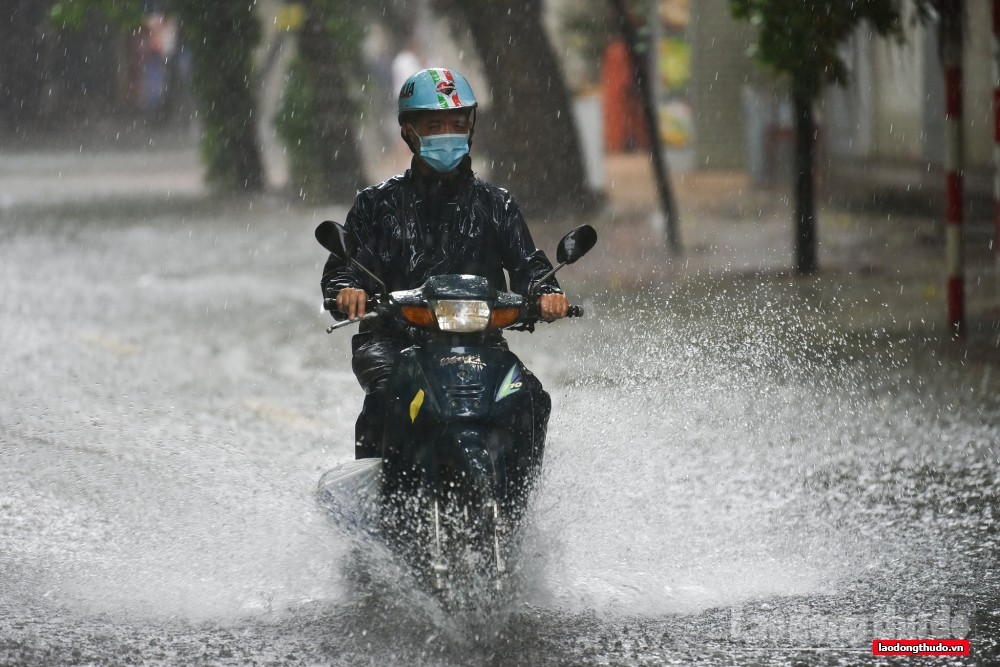 Dự báo thời tiết ngày 23/7: Hà Nội có mưa, có nơi mưa rất to